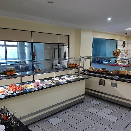 Hotel Super Economico Vitoria Bagian luar foto