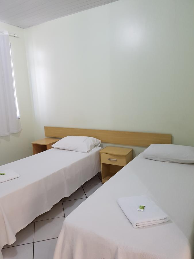 Hotel Super Economico Vitoria Bagian luar foto