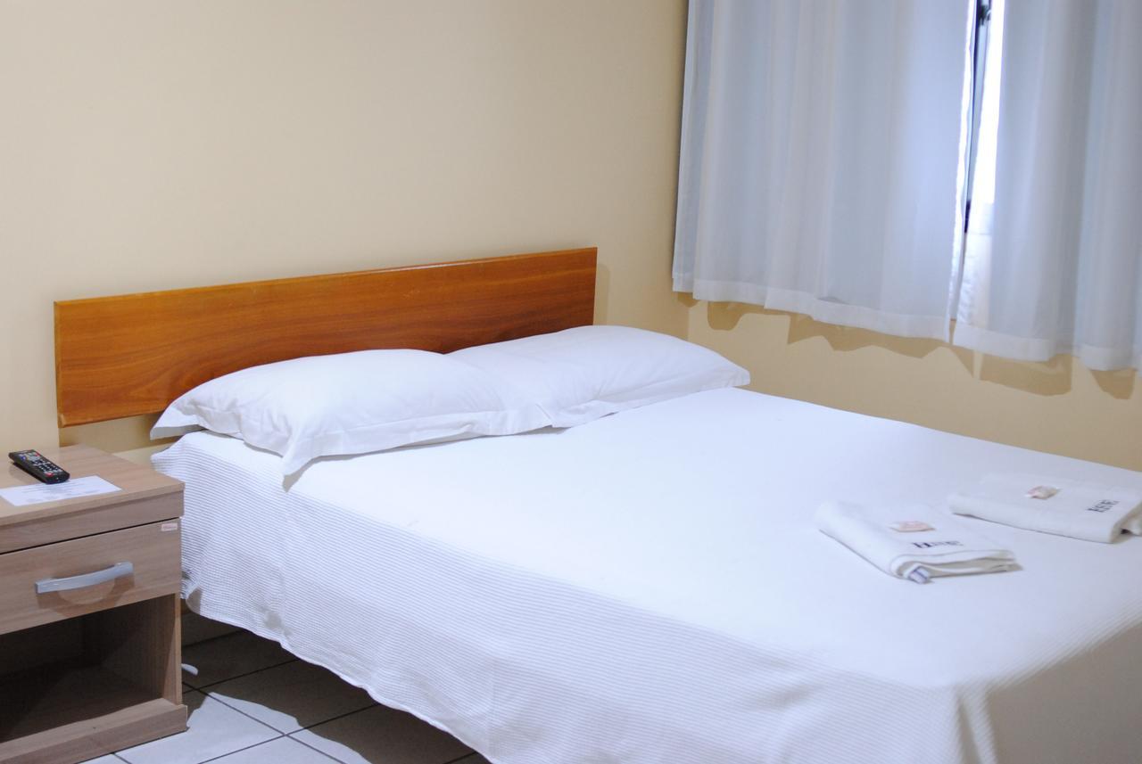 Hotel Super Economico Vitoria Bagian luar foto