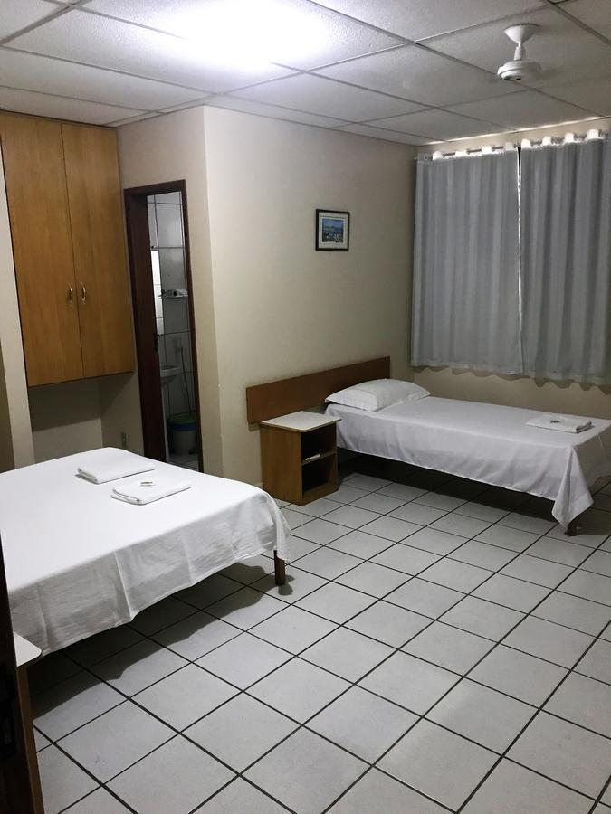 Hotel Super Economico Vitoria Bagian luar foto